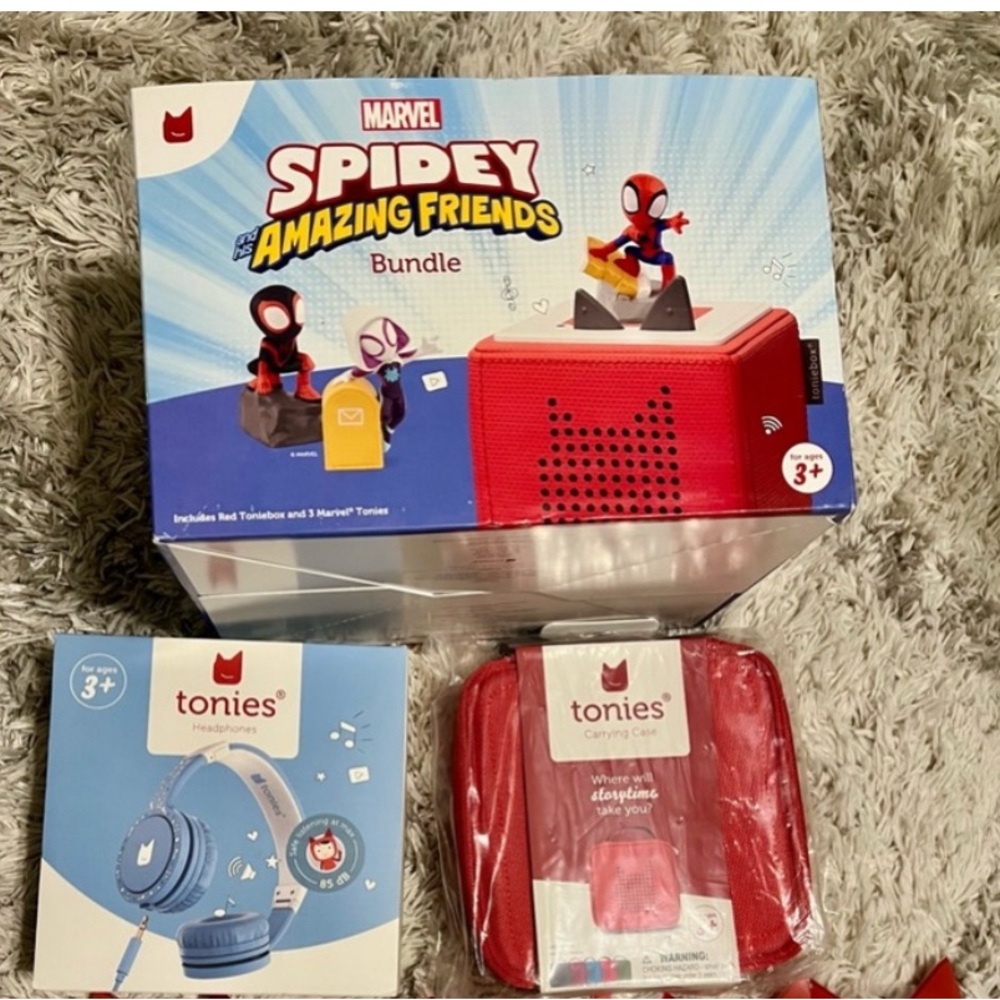 Tonies Spidey Bundle Including case and headphones